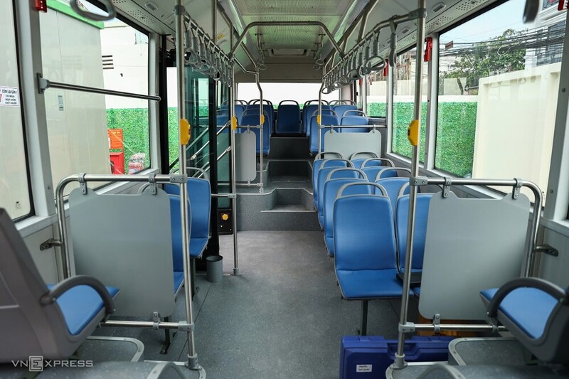 Cách Di Chuyển Tại Việt Nam Dành Cho Người Khuyết Tật - Xe Buýt, Taxi, Tàu Hỏa